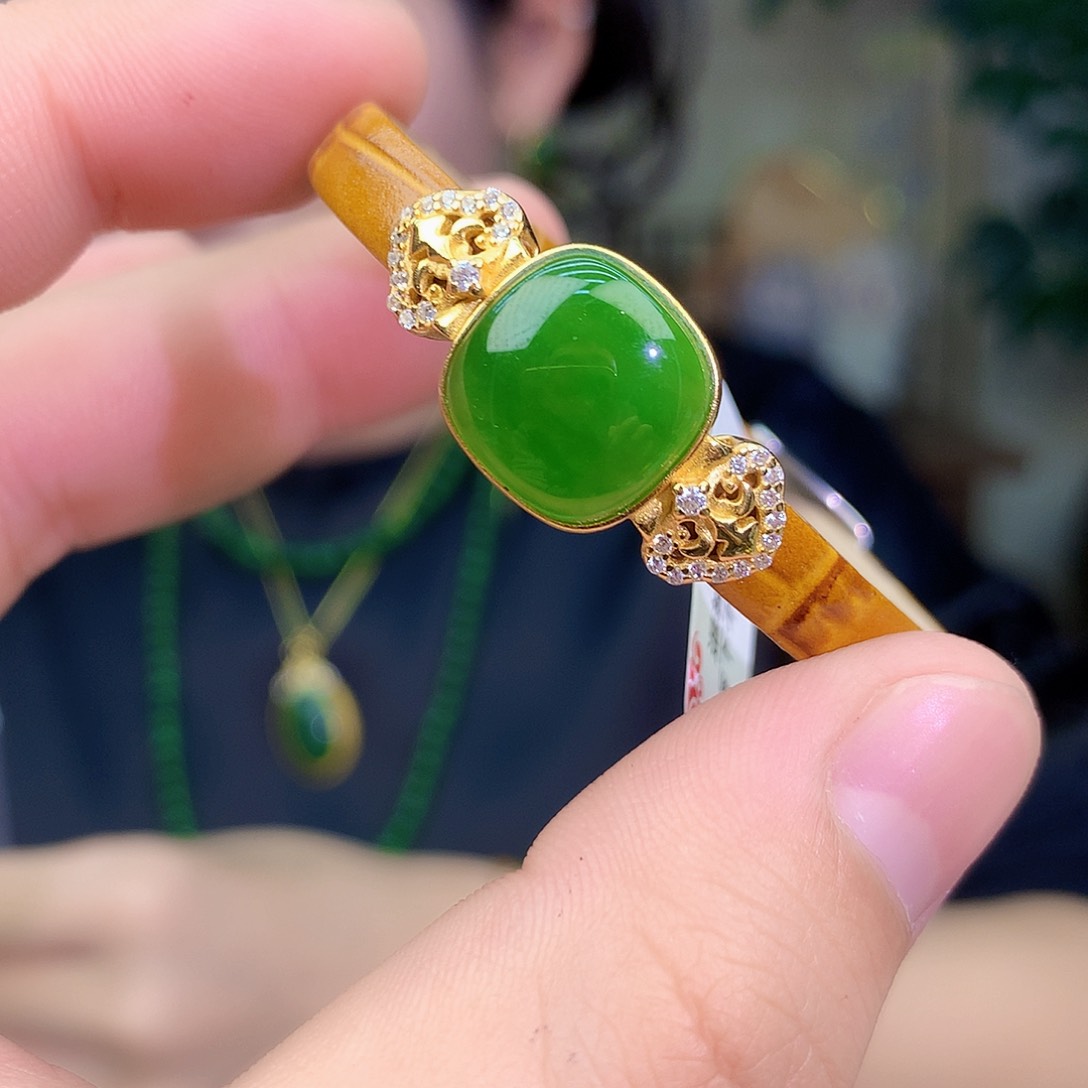 吊坠(不含链)银S925镶嵌和田玉（碧玉）手链