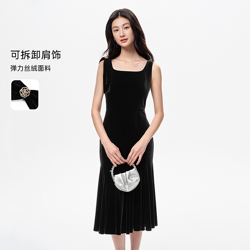 【乔欣同款】珂莱蒂尔醋酸高腰显瘦丝绒小黑裙连衣裙无袖KF12339W0