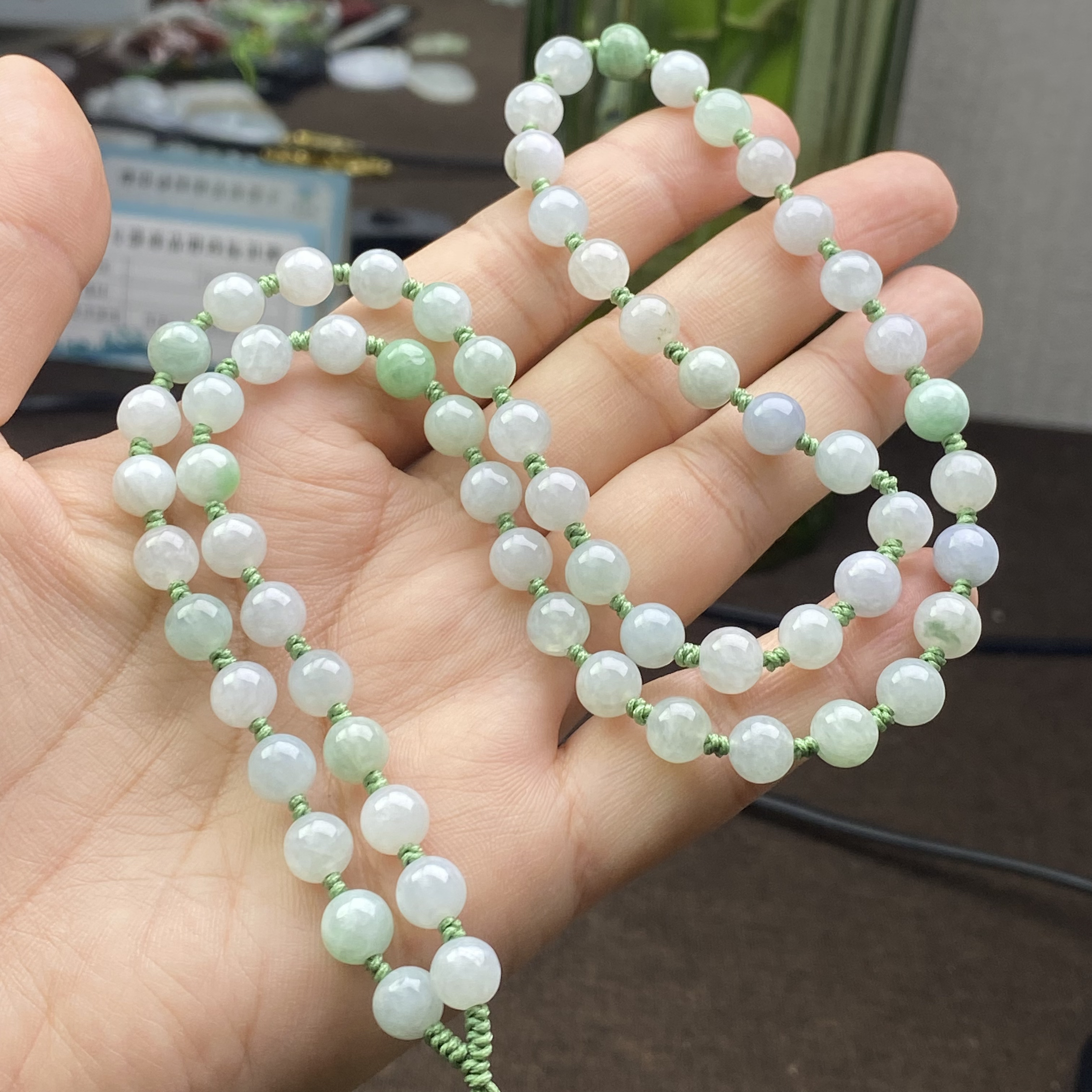 特价福利纯天然缅甸翡翠A货辣绿冰晴绿7mm男女款吊坠挂绳需包容