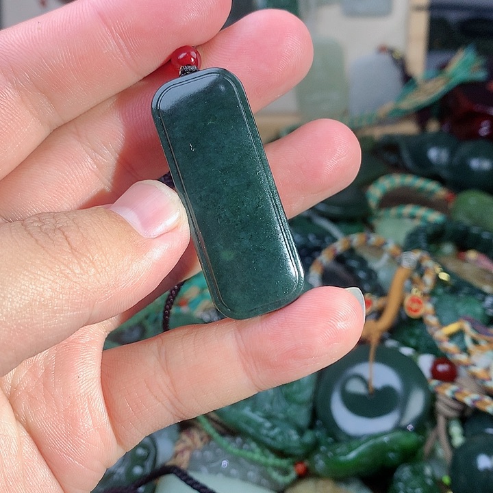 未镶嵌和田玉挂件