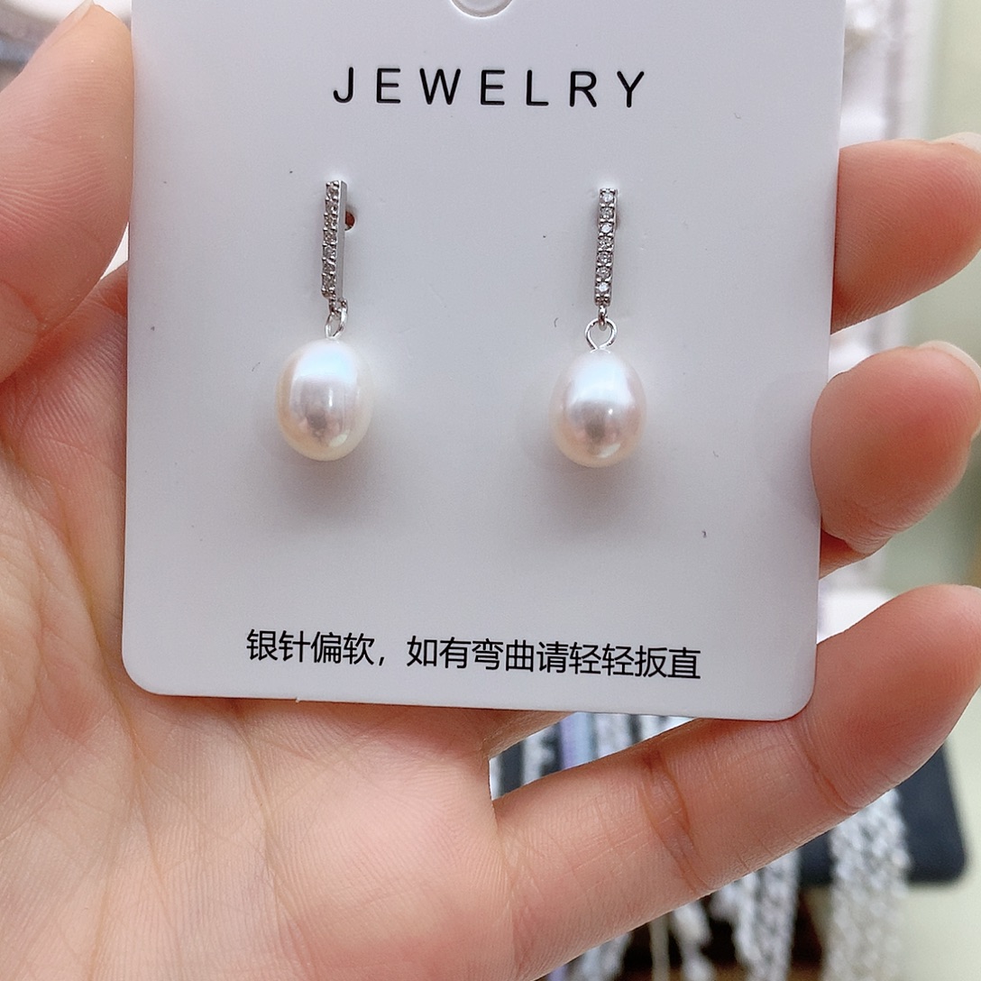 银S925镶嵌淡水珍珠耳饰