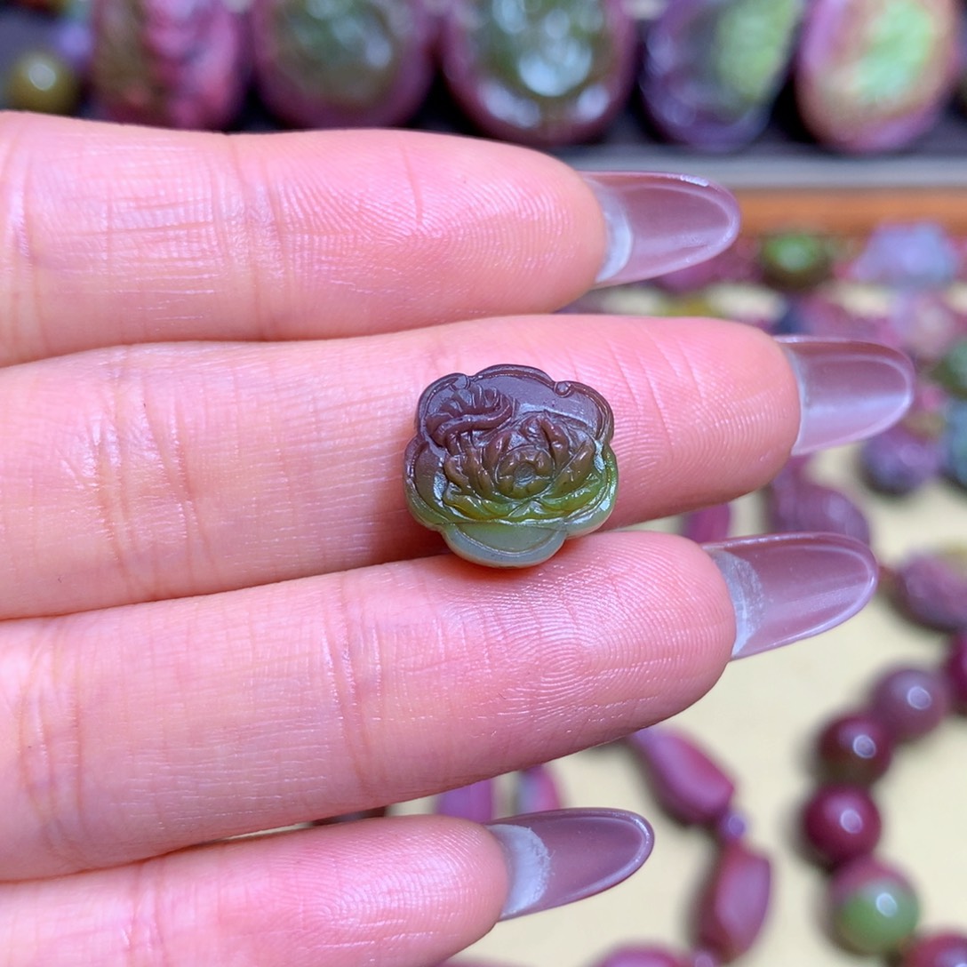 玛瑙挂件未镶嵌盐源