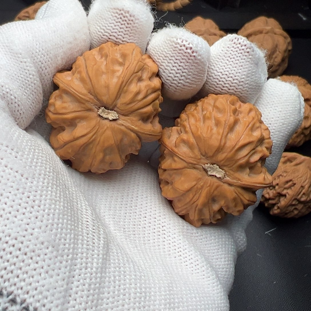 文玩核桃把件你****谁黄松峪雅