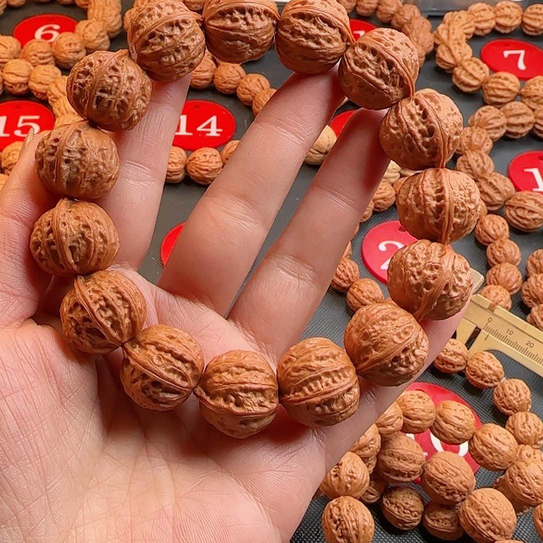 文玩核桃手串蚂****o一道筋滴溜圆