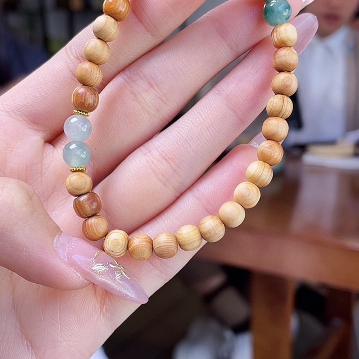 翡翠未镶嵌手链翡翠