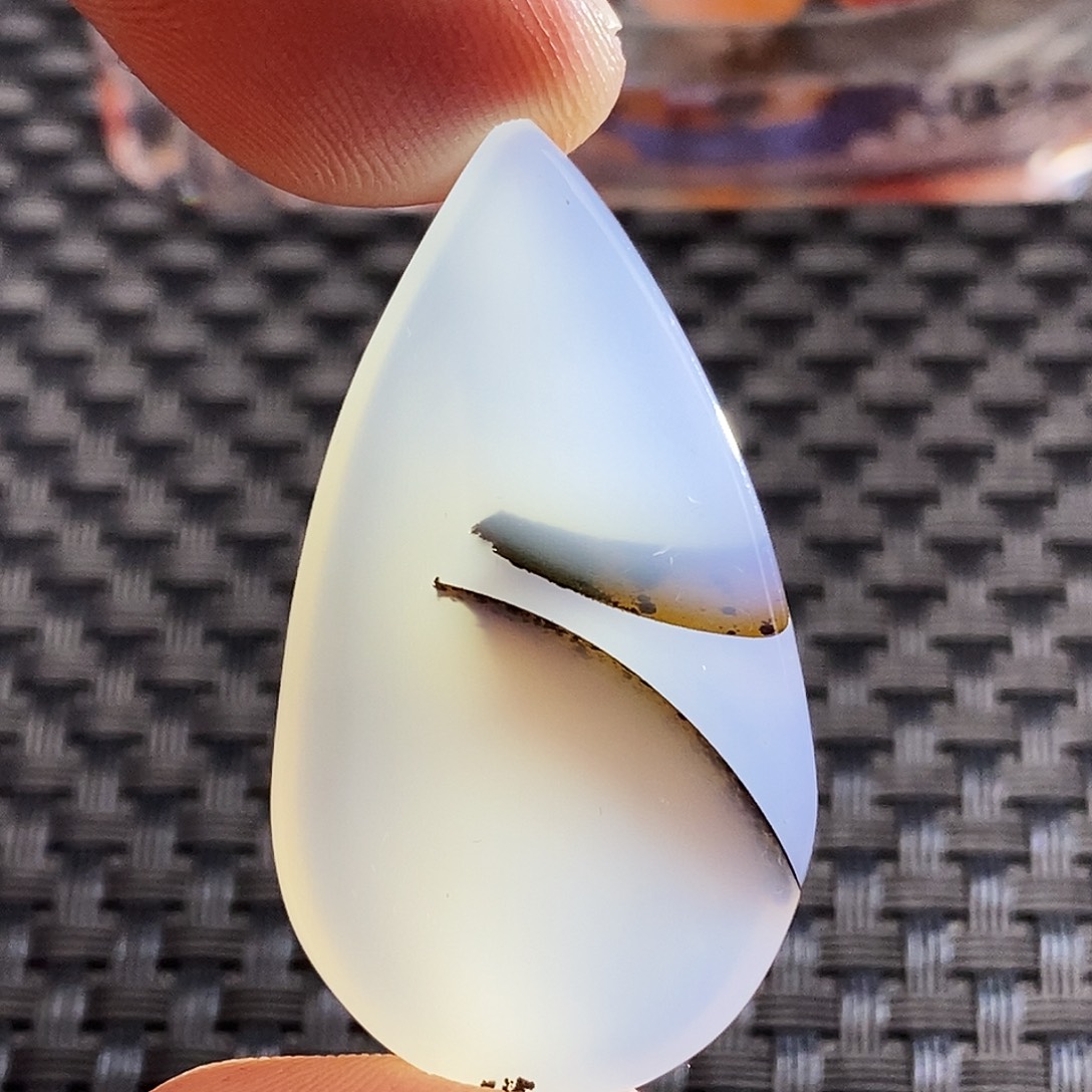 用***9玛瑙/玉髓未镶嵌吊坠(不含链)