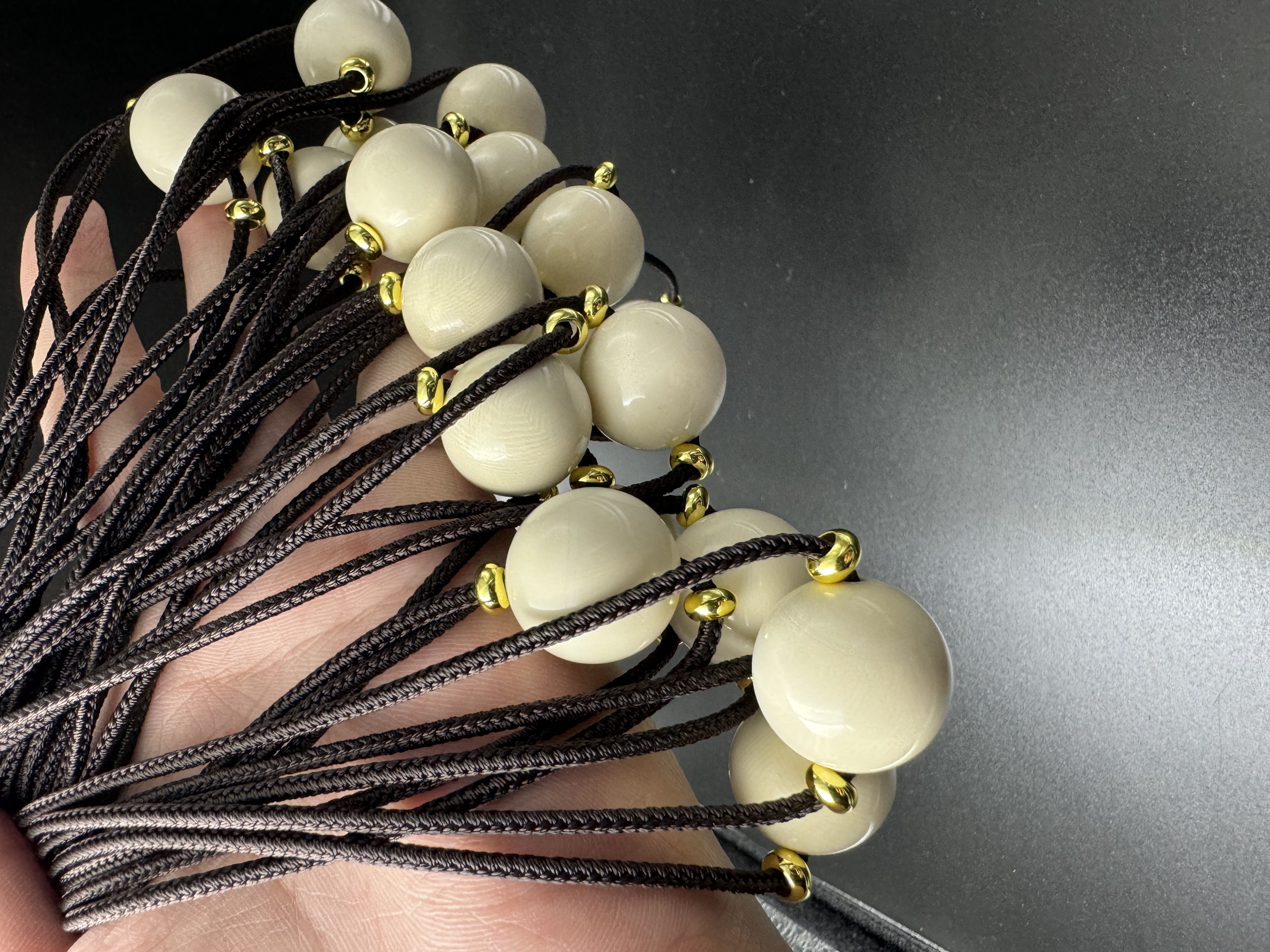 天然猛犸牙20单珠脖挂吊坠假一罚十（福利随机发）