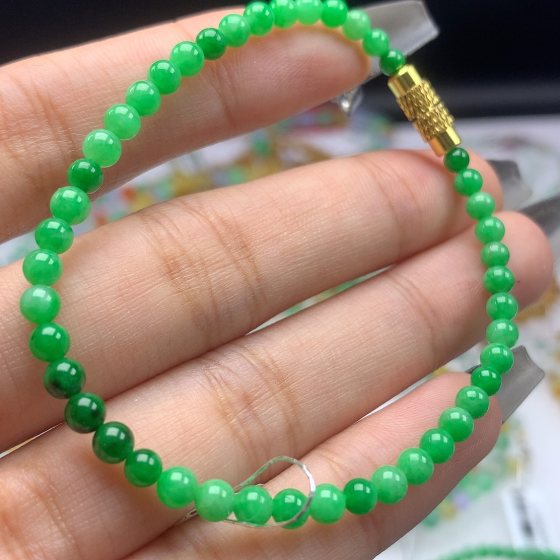 翡翠手链未镶嵌卡