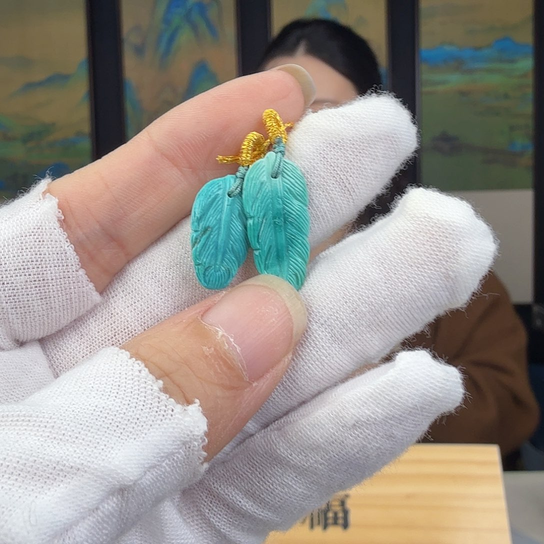 绿松石未镶嵌珠宝奇石