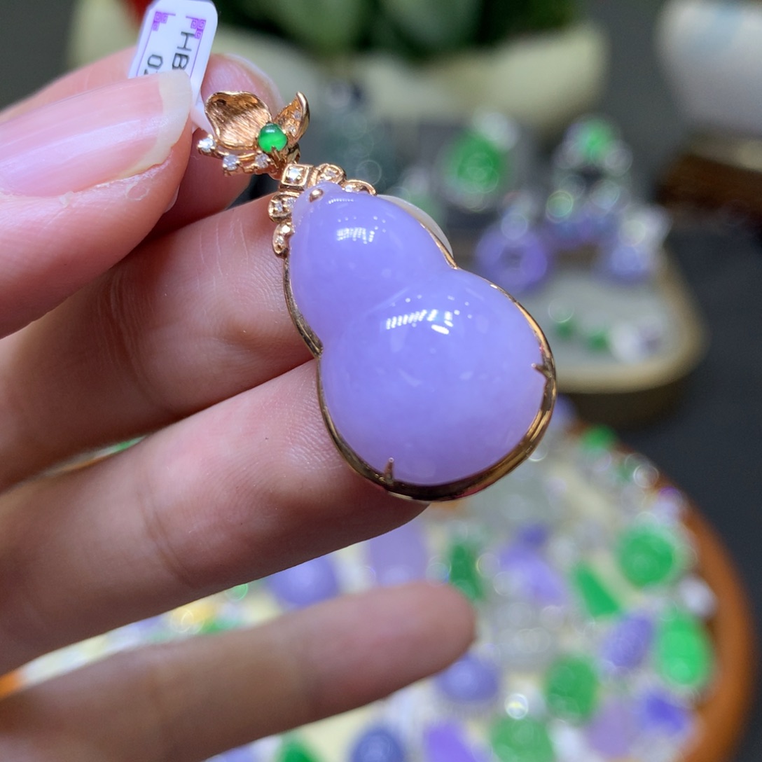 【闪购商品】翡翠颈饰18K金镶嵌翡翠吊坠项链