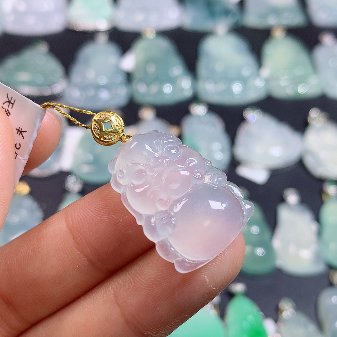 翡翠18K金镶嵌颈饰缅甸天然a货翡翠