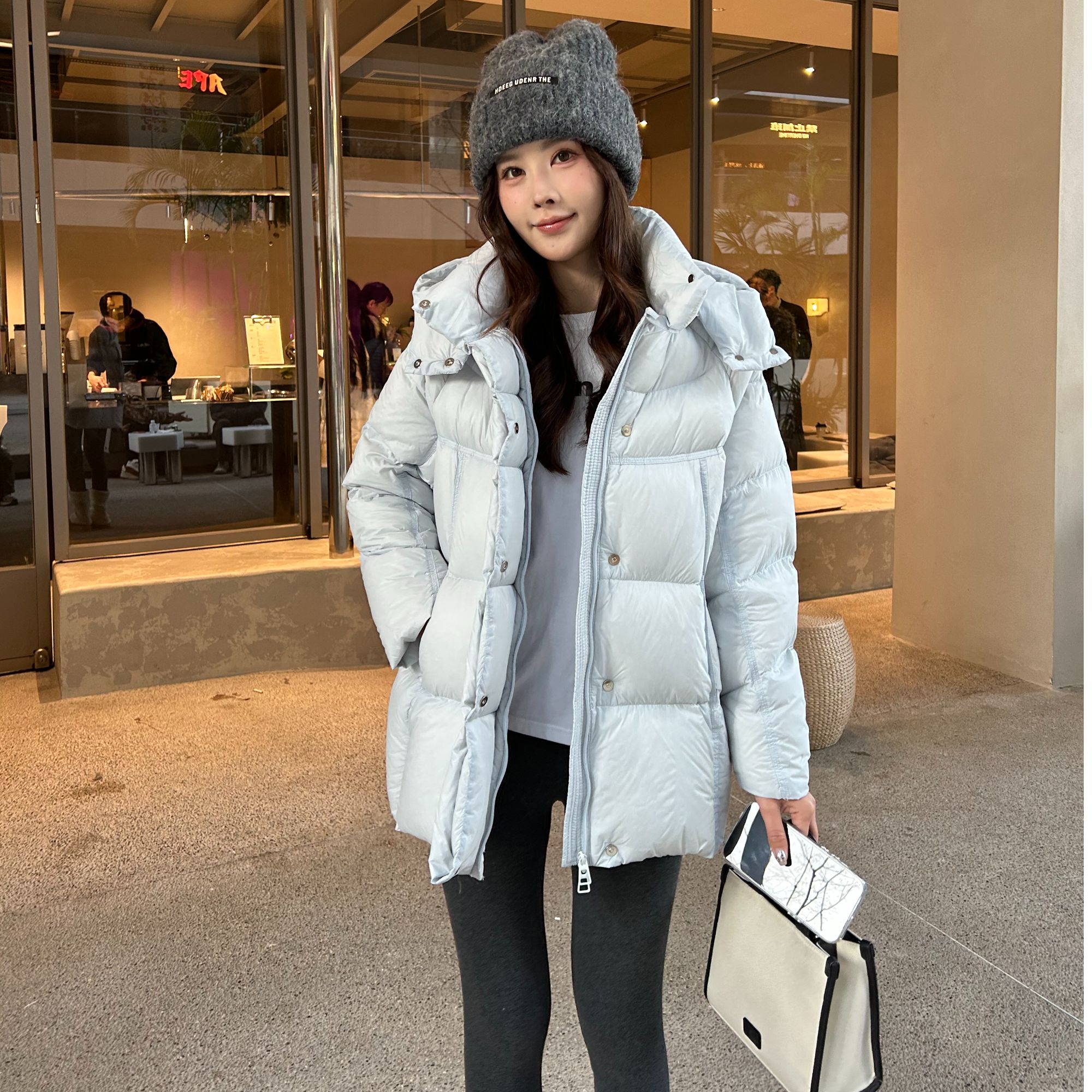 中长款羽绒服休闲风女士防水连帽轻职风女装
