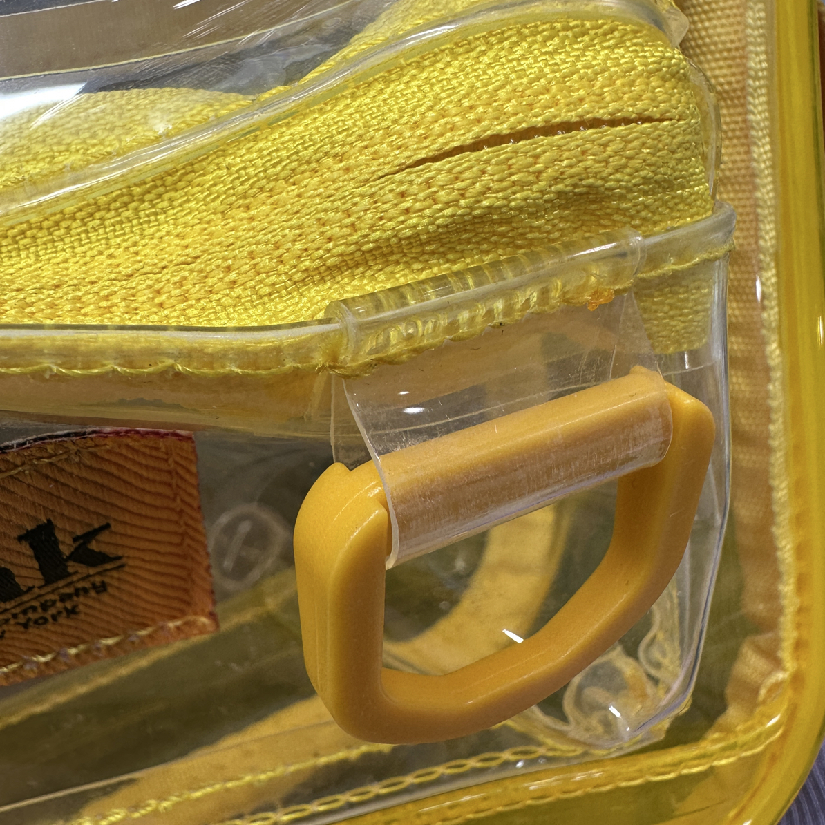 可爱透明实用单肩斜挎包