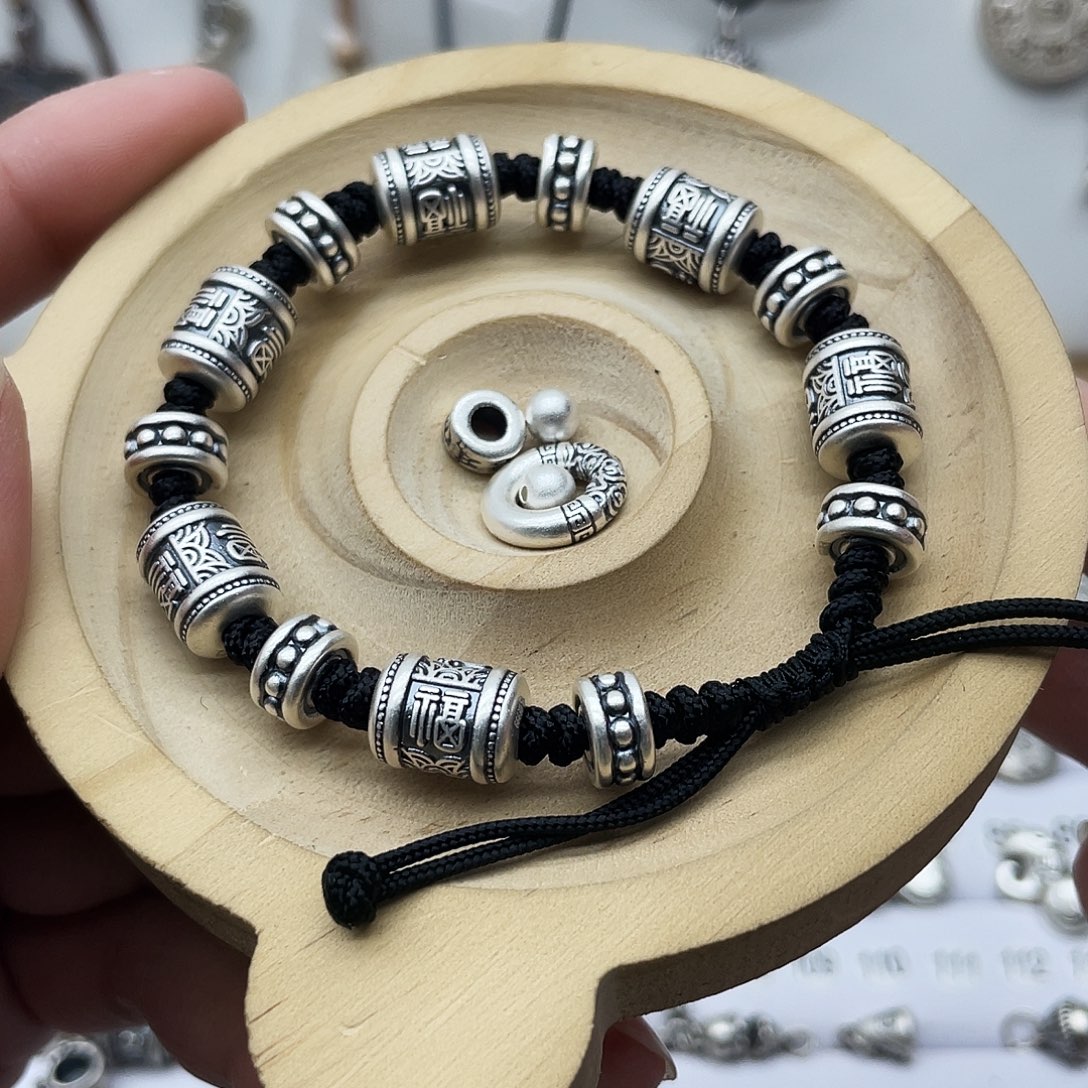 足银足银999六福手链加收尾