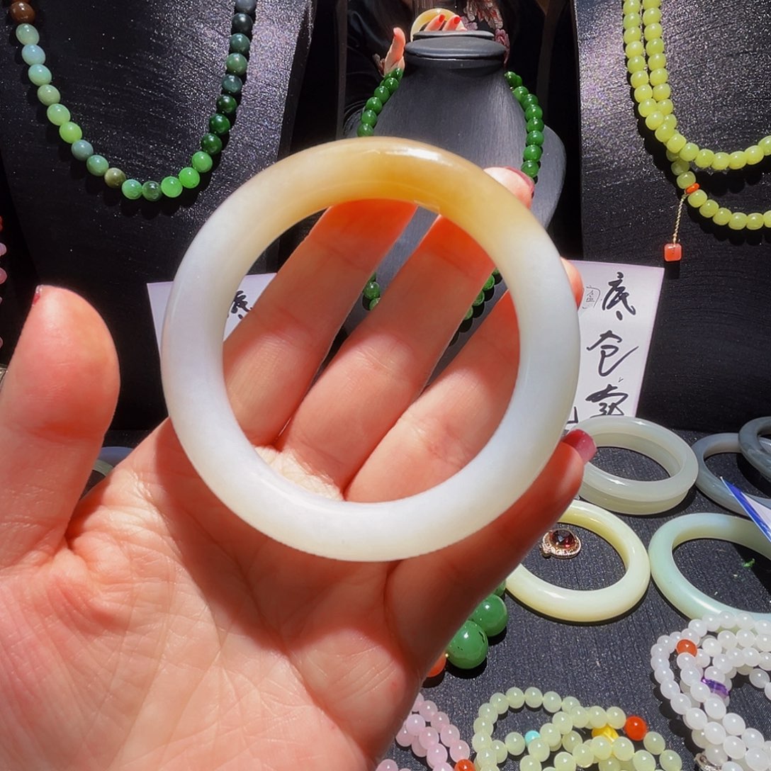 未镶嵌手镯和田玉（糖玉）淡*