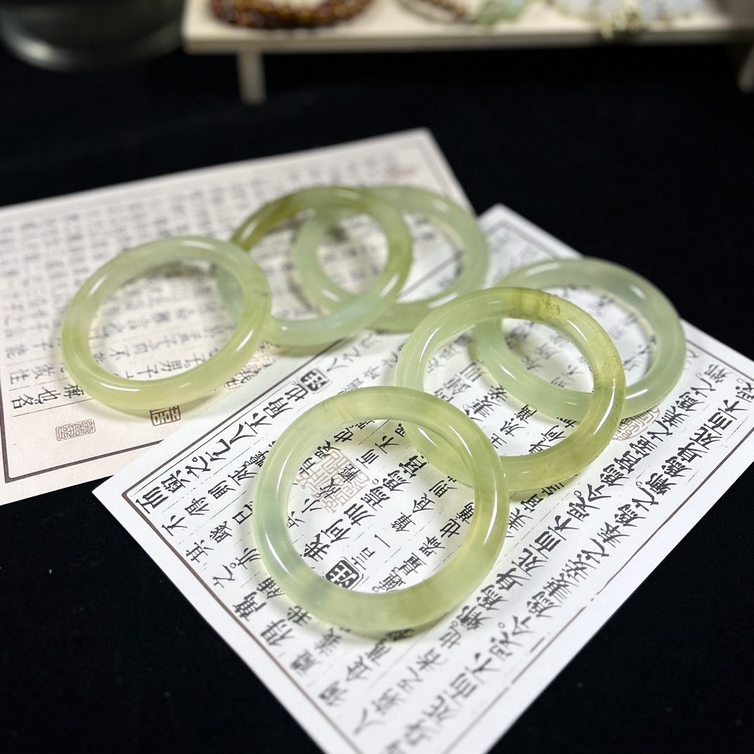 天然岫玉冰料圆条蜂蜜水（下一单要拍两单，多样性发货）