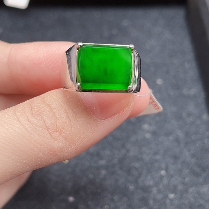 翡翠戒指银S925镶嵌天然a货翡翠没运费险1494