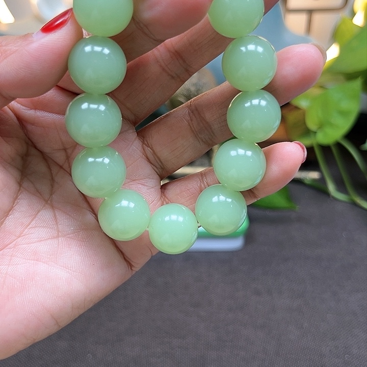 和田玉手串未镶嵌