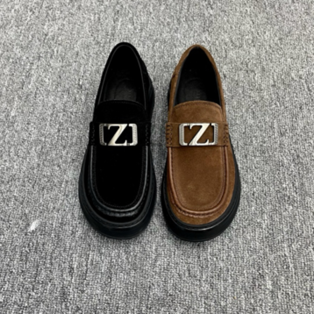 高端品质纯皮时尚休闲男鞋