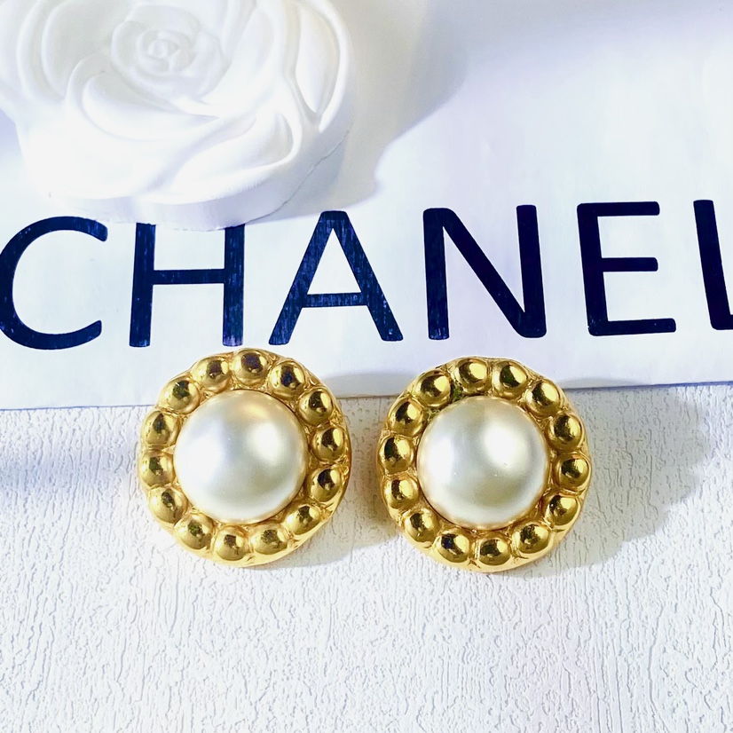 95新 Chanel/香奈儿 中古素金珍珠耳夹/AJ5119