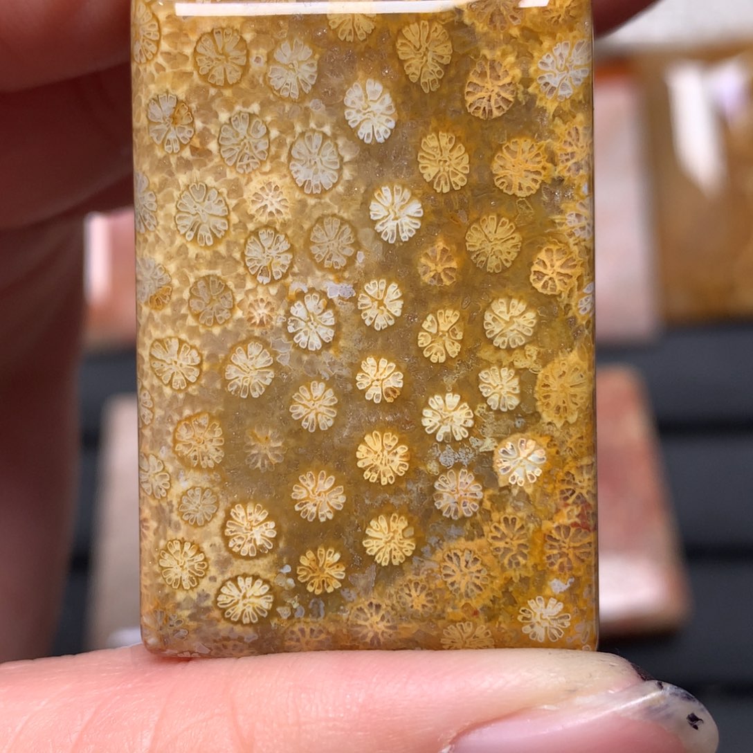 快***源硅化玉未镶嵌吊坠无事牌手排平安扣