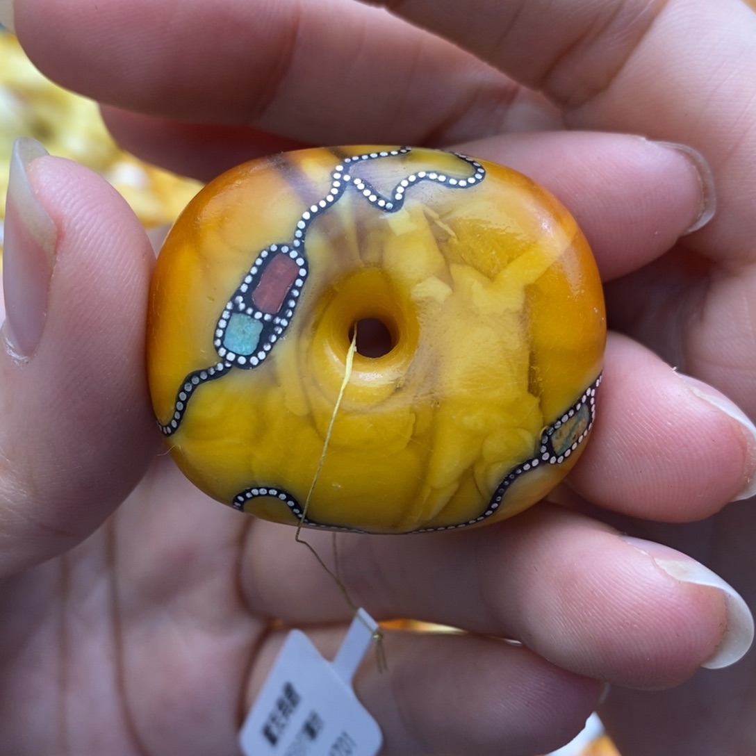 琥珀手链未镶嵌扣子