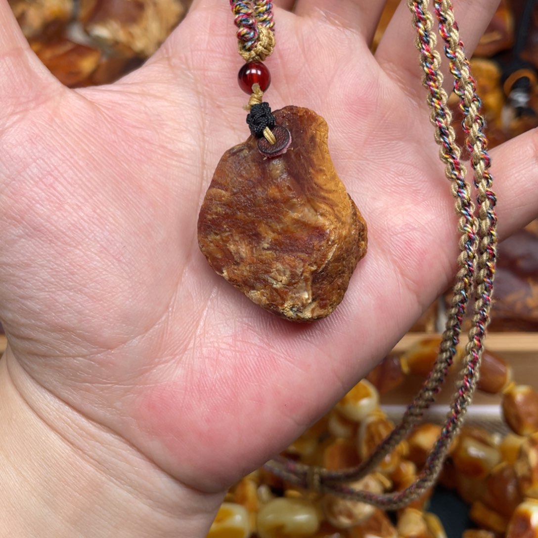 蜜蜡珠宝奇石未镶嵌