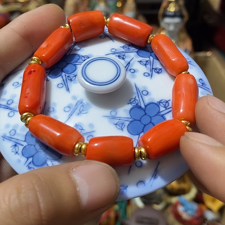 瓷器工艺精湛精细