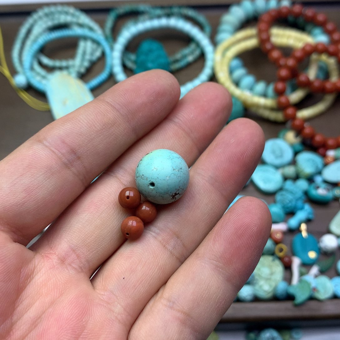 南红玛瑙雕刻未镶嵌