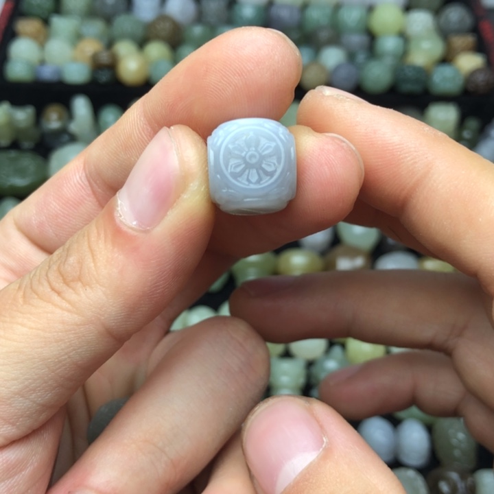 【闪购商品】和田玉未镶嵌颈饰