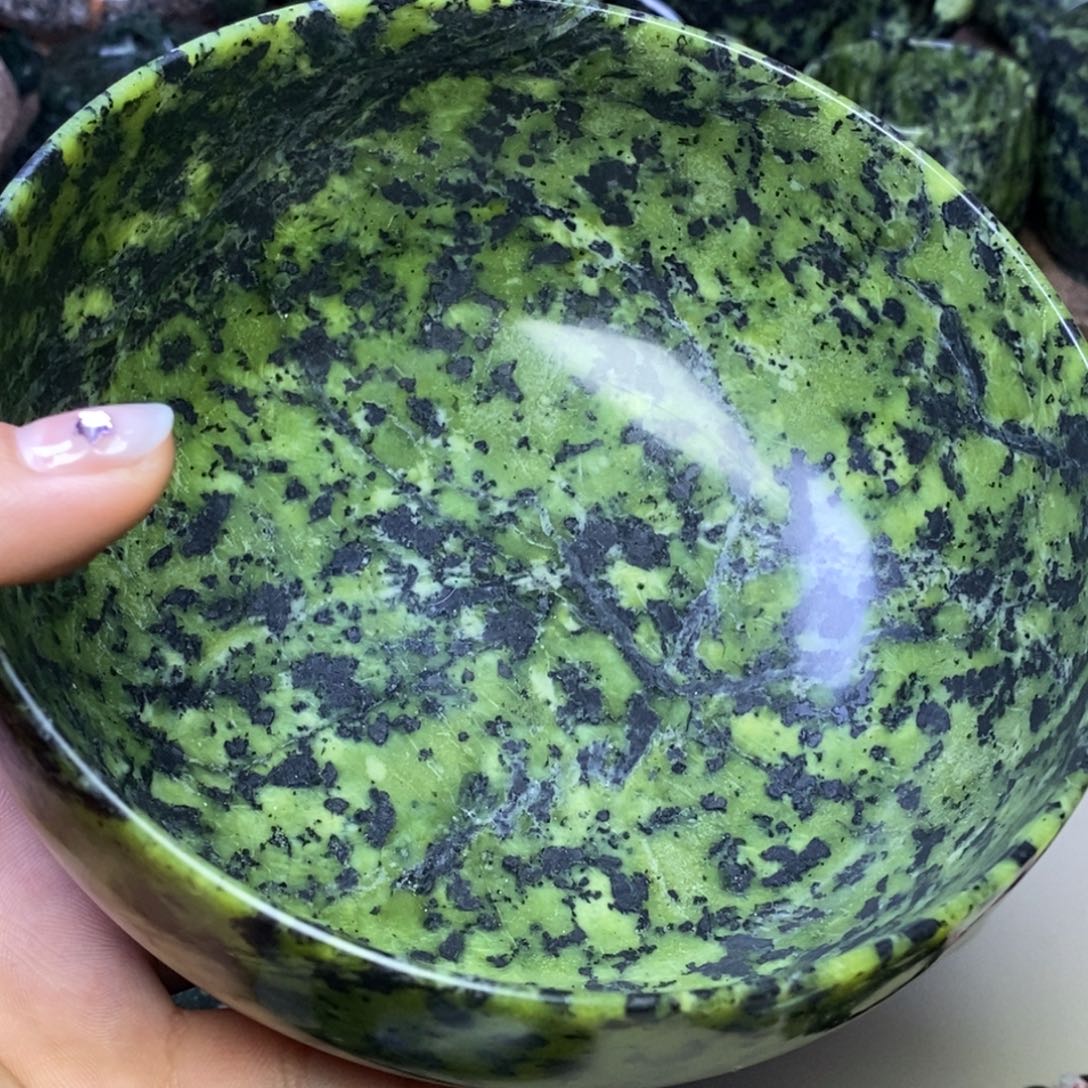 未镶嵌蛇纹石玉手链刘*