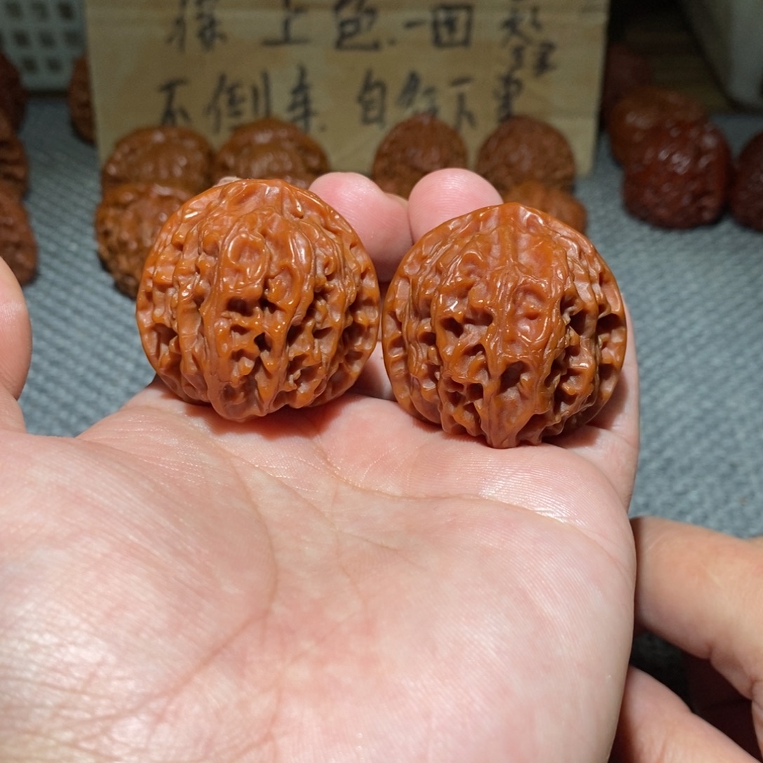 文玩核桃把件39.39.37苹果园