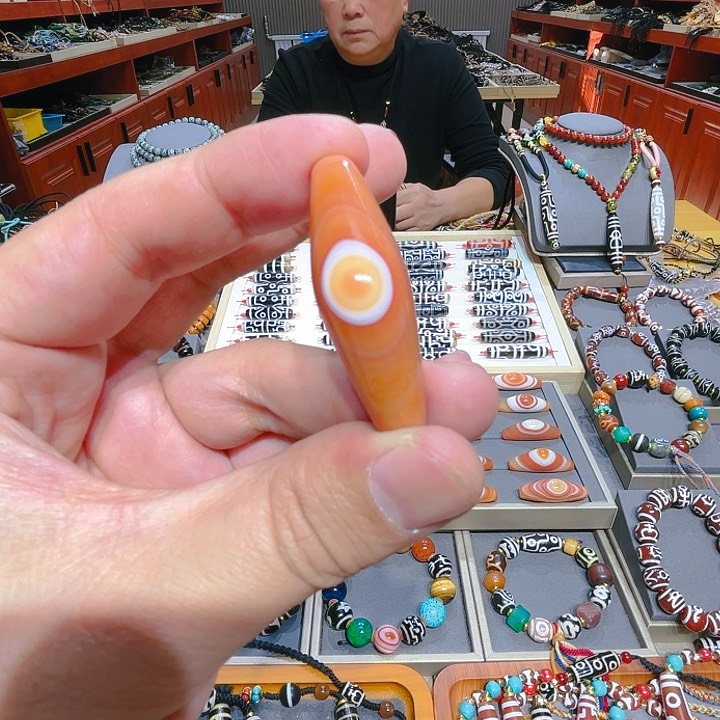 未镶嵌玛瑙/玉髓珠宝奇石