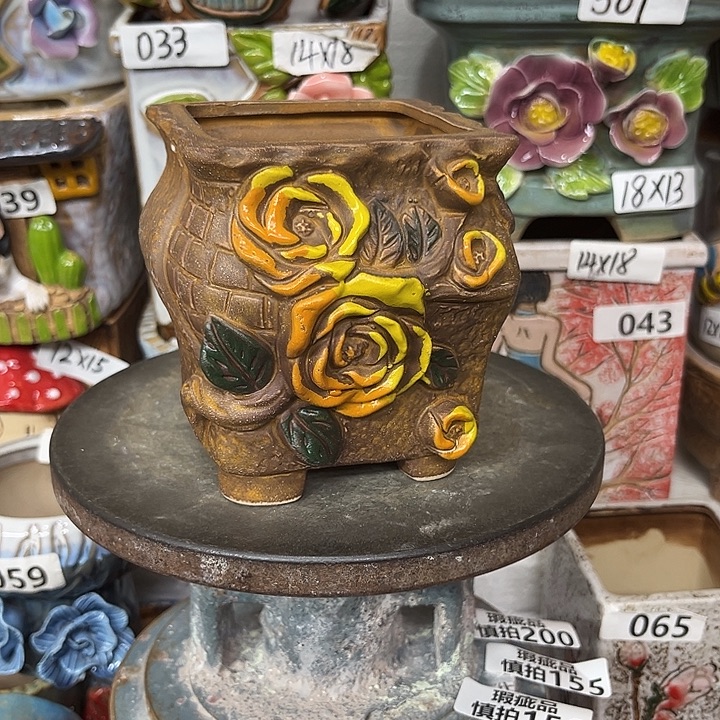 粗陶材质多肉花盆