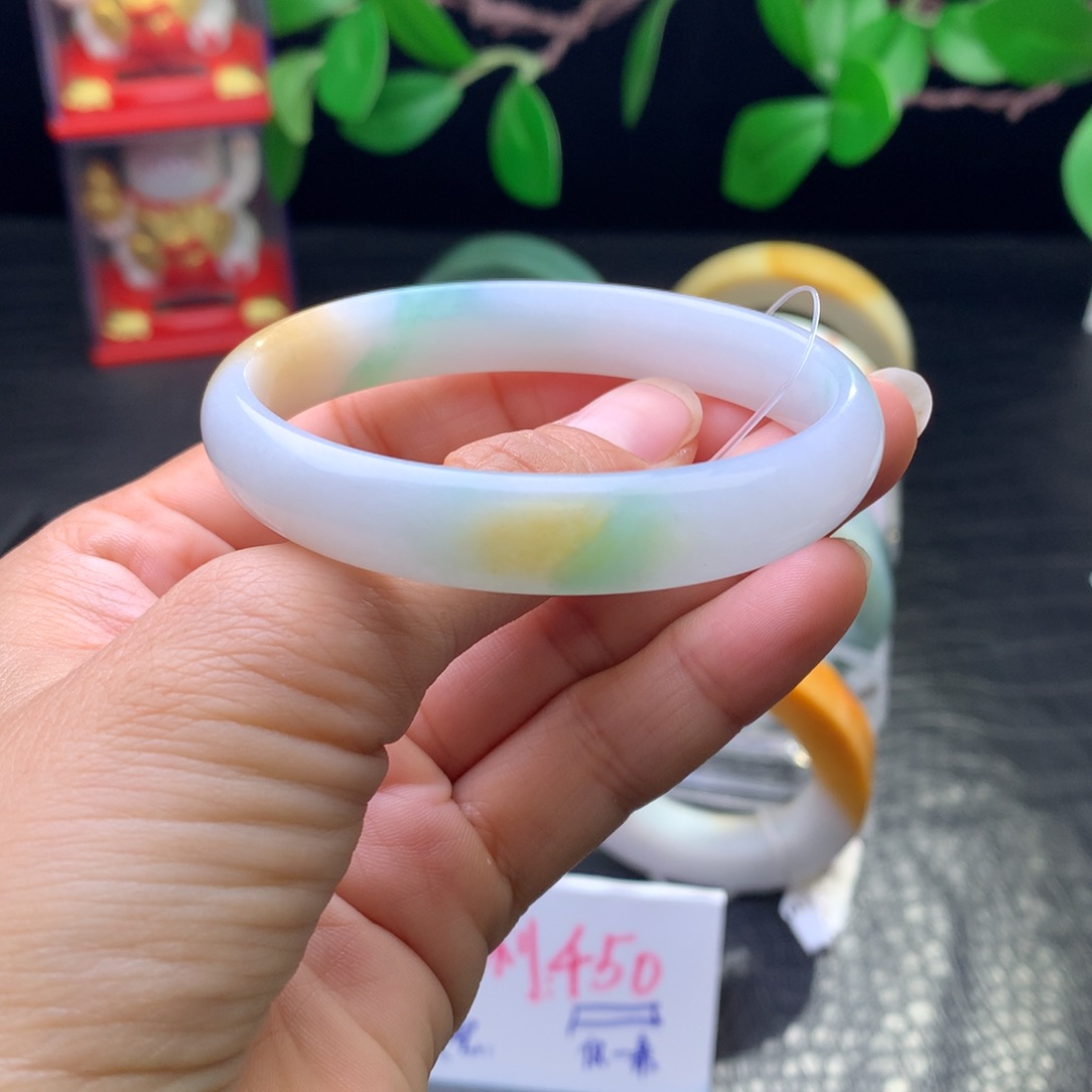 定制翡翠未镶嵌手镯