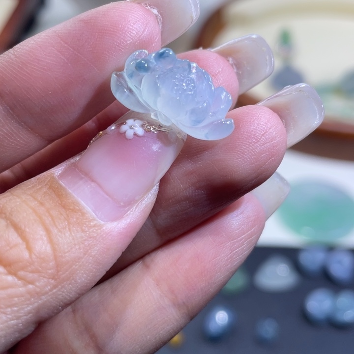 颈饰未镶嵌翡翠莲花