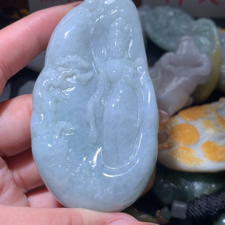 翡翠未镶嵌颈饰保真天然A货翡翠