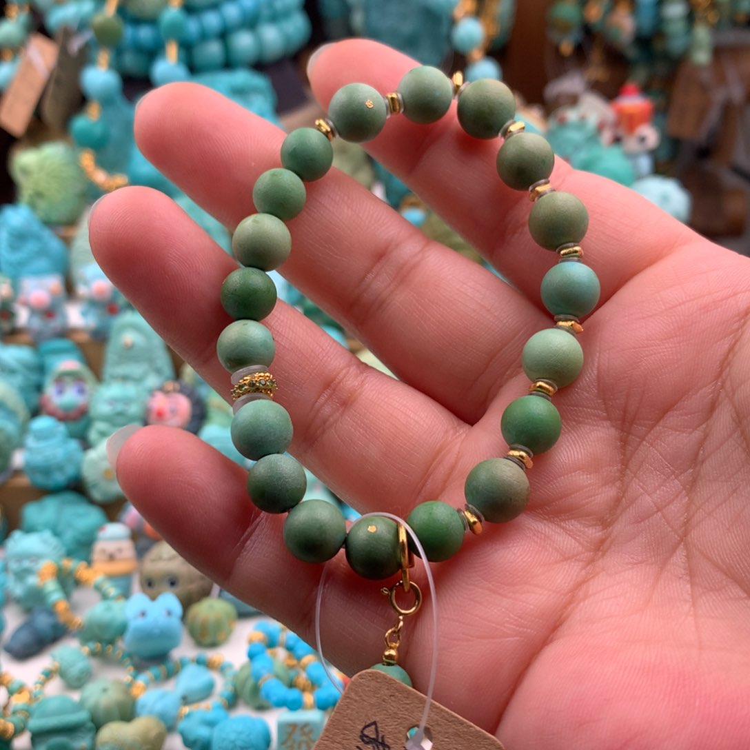 绿松石颈饰18K金镶嵌小***°