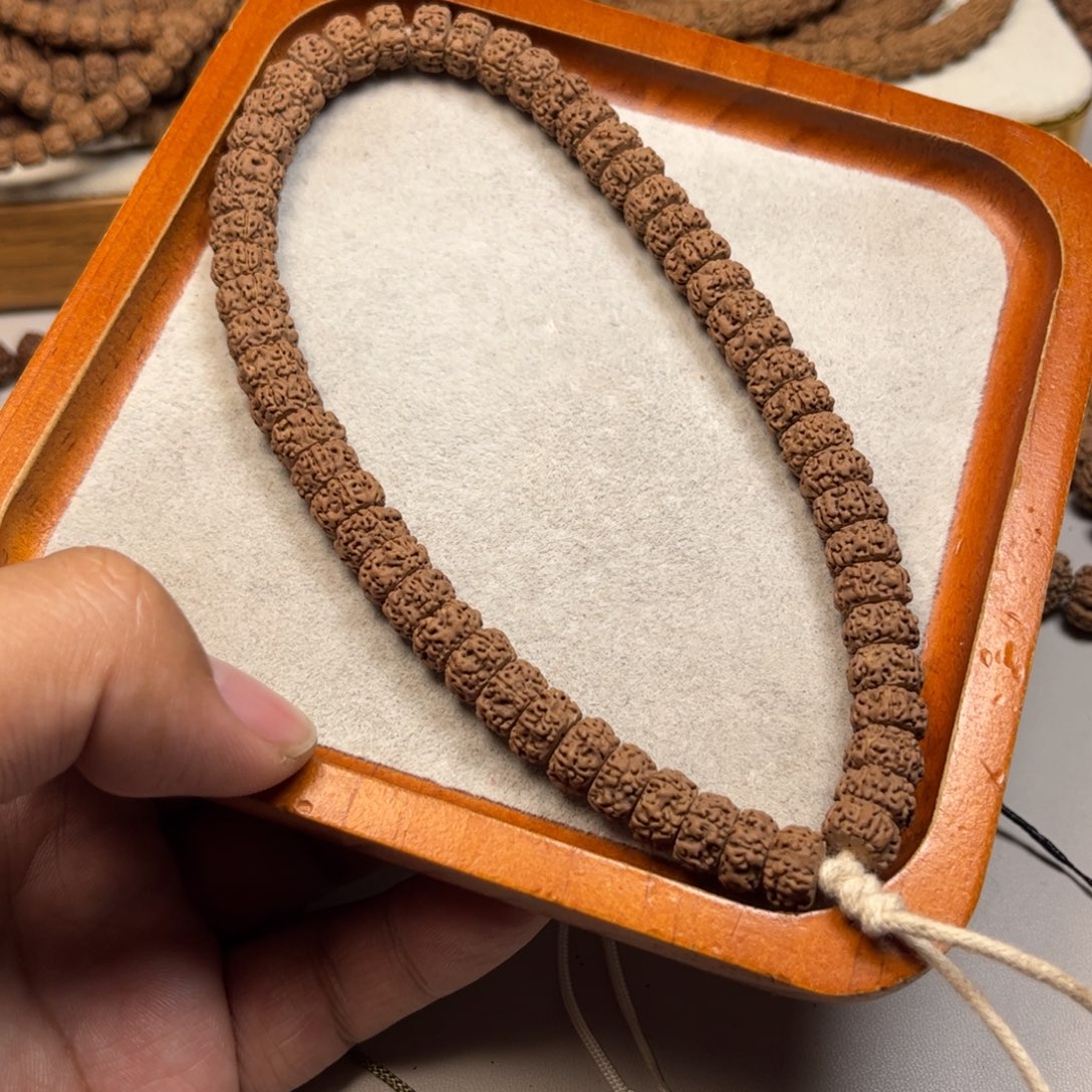 手串金刚菩提平细