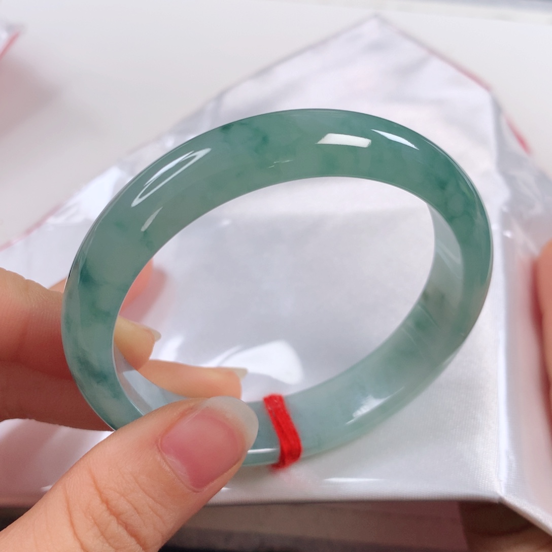 未镶嵌手镯翡翠 贵妃241新品⭐⭐⭐⭐⭐强推
