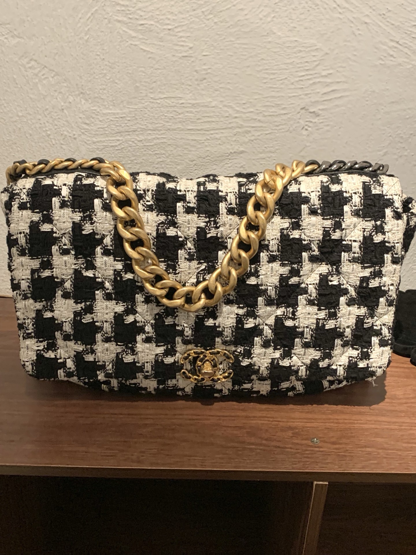 99新 Chanel/香奈儿 HIHI/Chanel 19bag千鸟格Maxi/11948522