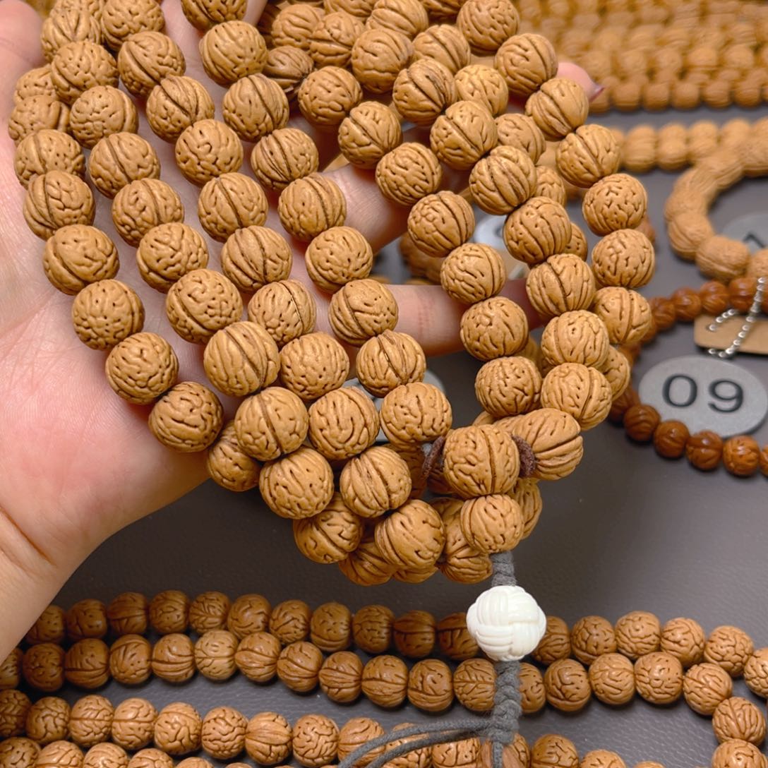 善***艺吊坠桃核桃核脖挂