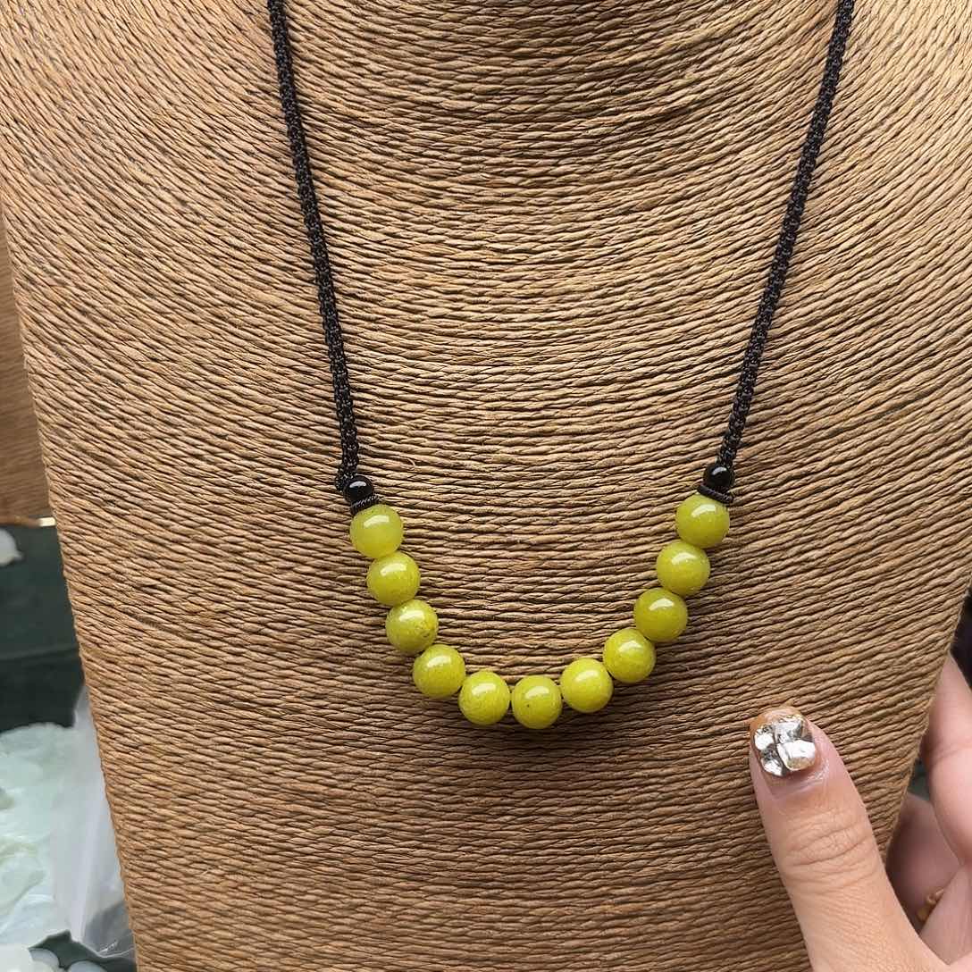 蛇纹石玉未镶嵌吊坠