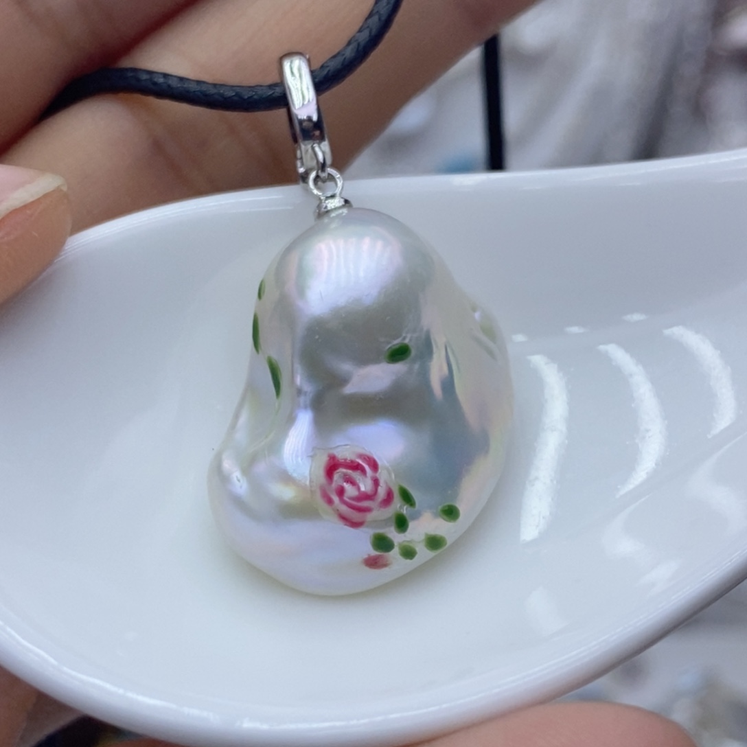 颈饰淡水珍珠未镶嵌