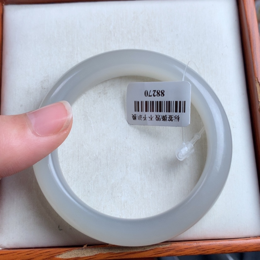 【闪购商品】和田玉（糖玉）手镯未镶嵌51