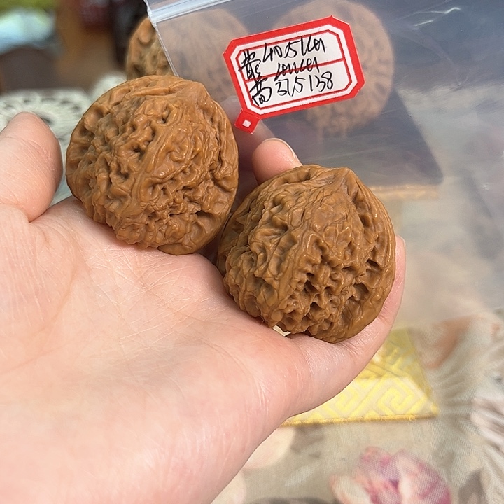 文玩核桃把件赵喜满南将石