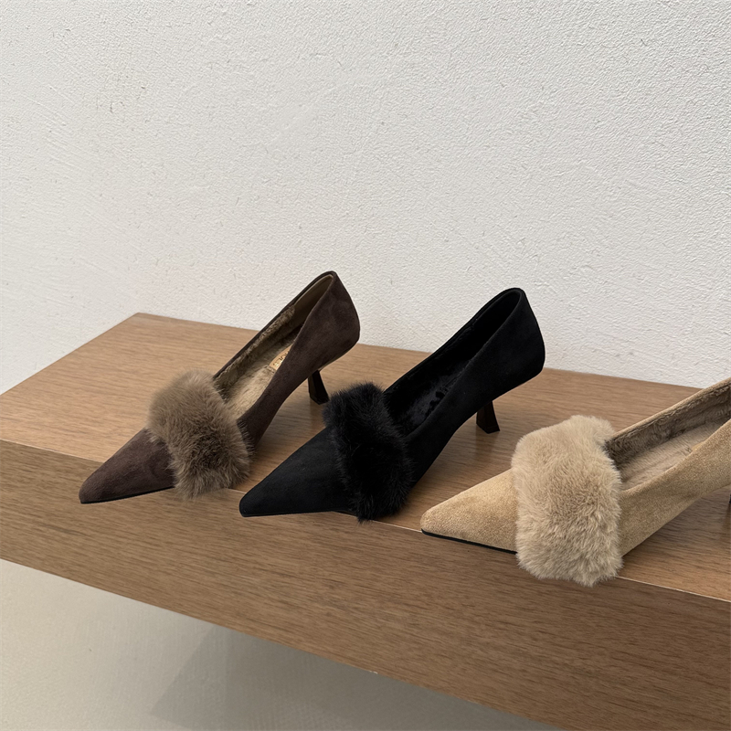【三个跟高】尖头细跟加绒单鞋女2025秋冬新款配裙子晚晚气质毛毛鞋