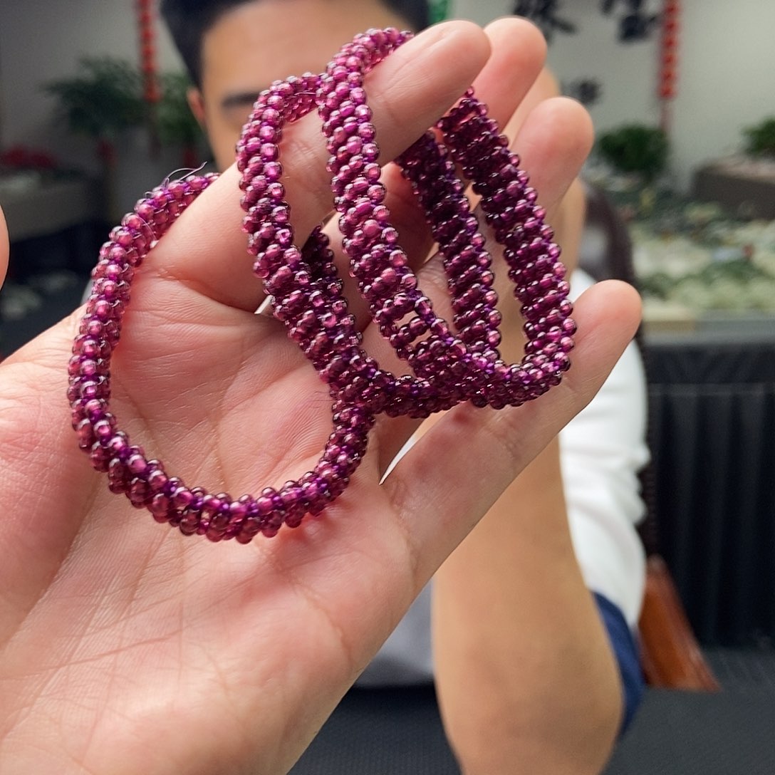 石榴石颜色多样性发拍一发一未镶嵌