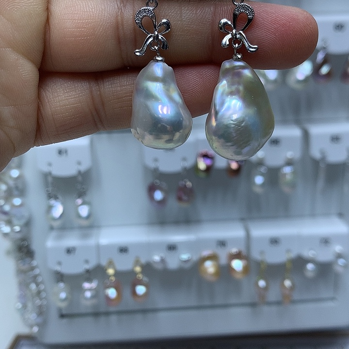 上***馨银S925镶嵌巴洛克淡水珍珠