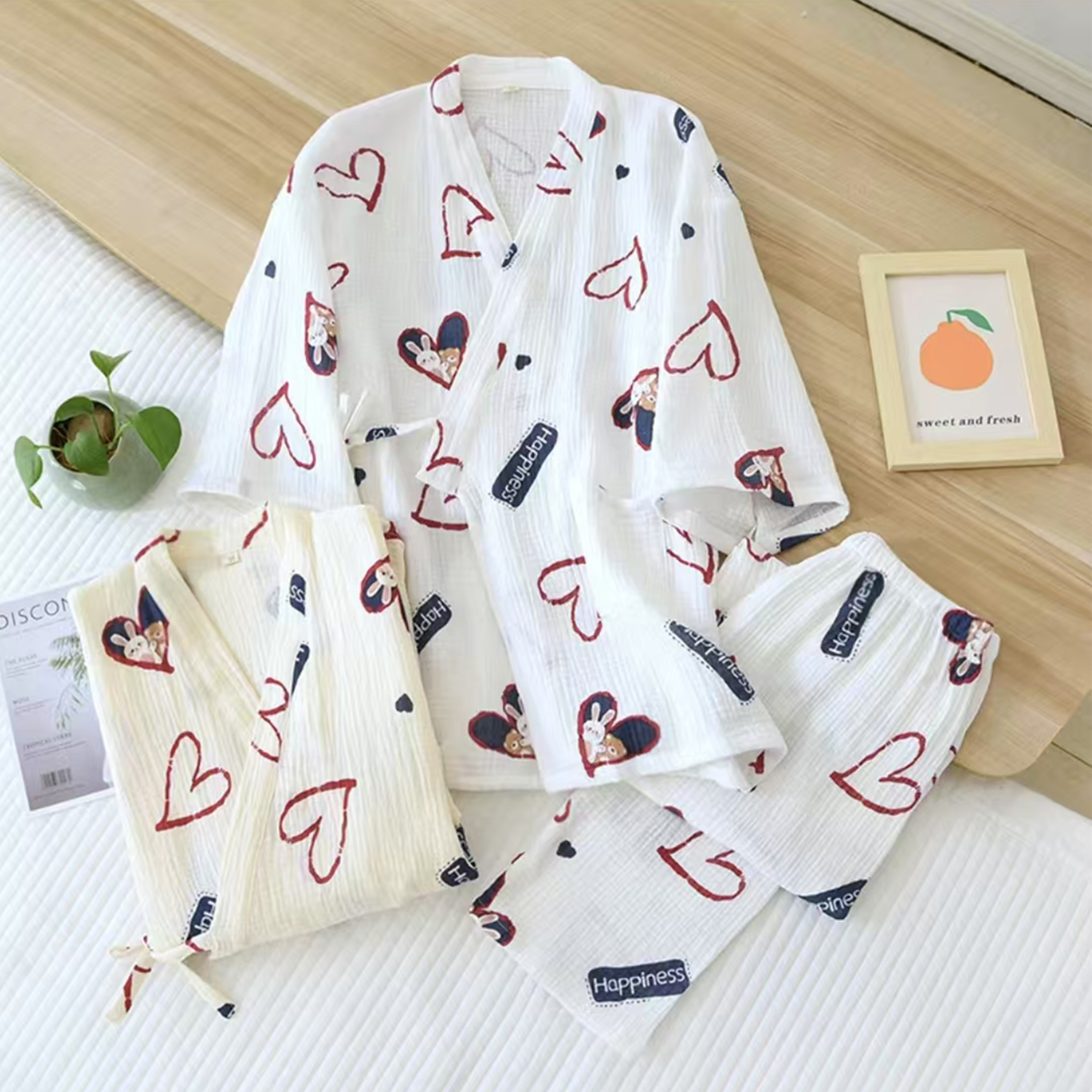 时尚V领女士卡通减龄款甜美风时尚家居套装亲肤长袖长裤6D967